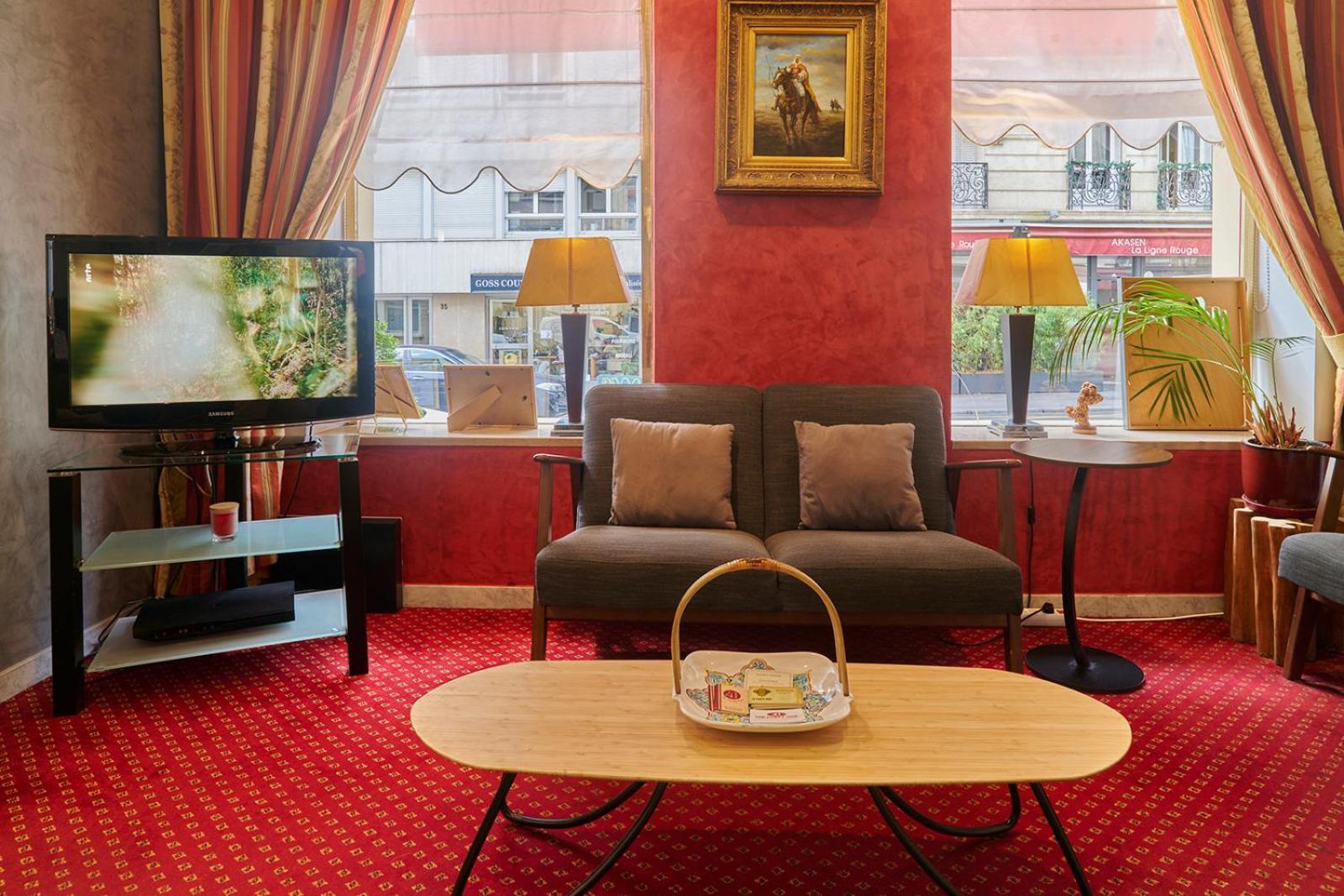 פריז Hotel Poussin מראה חיצוני תמונה