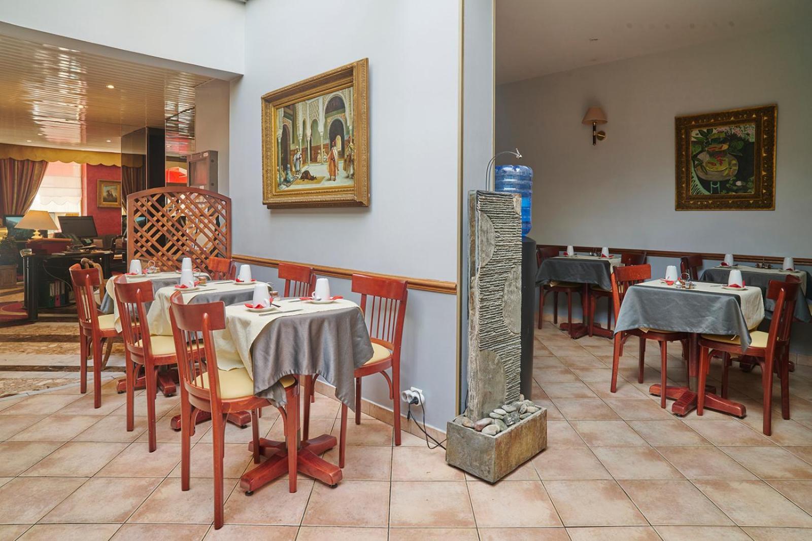 פריז Hotel Poussin מראה חיצוני תמונה